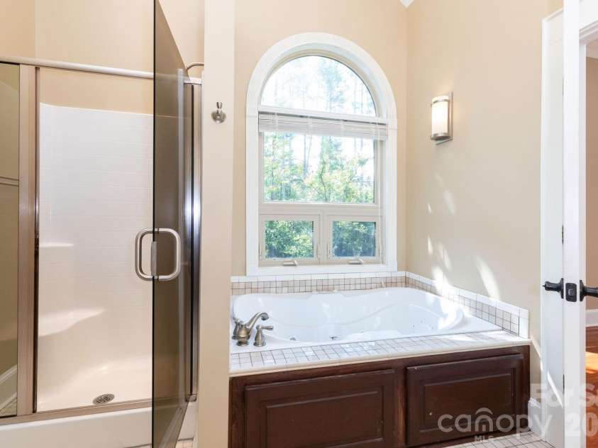 5 Meadowbrook Lane, Weaverville, NC 28787.  MLS# CAR4425213, YatesRealty ID 51199. Primary Bathroom