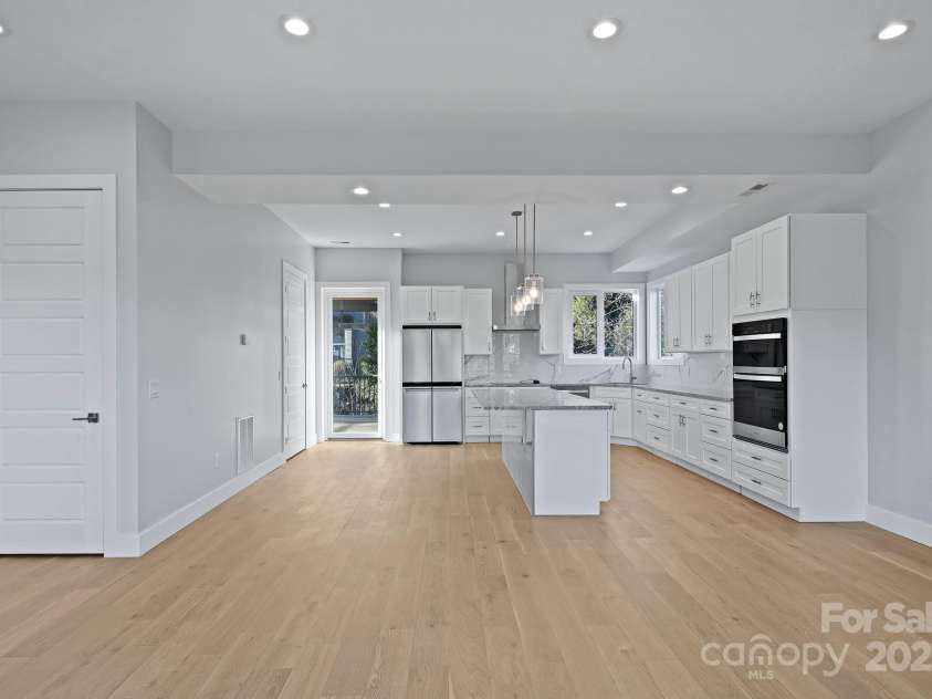 9 Azure Sage Way, Asheville, NC 28806.  MLS# CAR4212692, YatesRealty ID 512. 