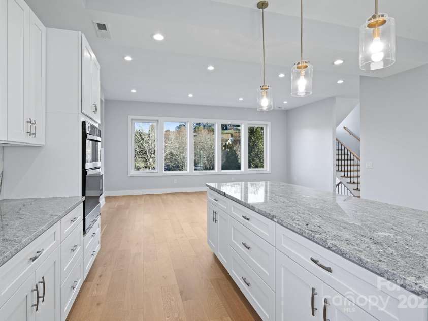 9 Azure Sage Way, Asheville, NC 28806.  MLS# CAR4212692, YatesRealty ID 512. 
