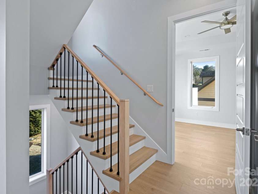 9 Azure Sage Way, Asheville, NC 28806.  MLS# CAR4212692, YatesRealty ID 512. 