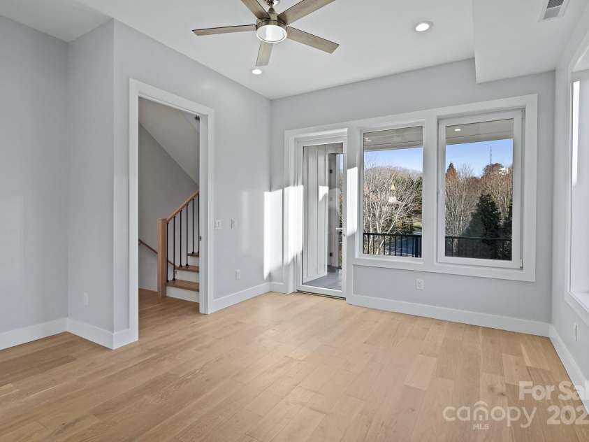 9 Azure Sage Way, Asheville, NC 28806.  MLS# CAR4212692, YatesRealty ID 512. 