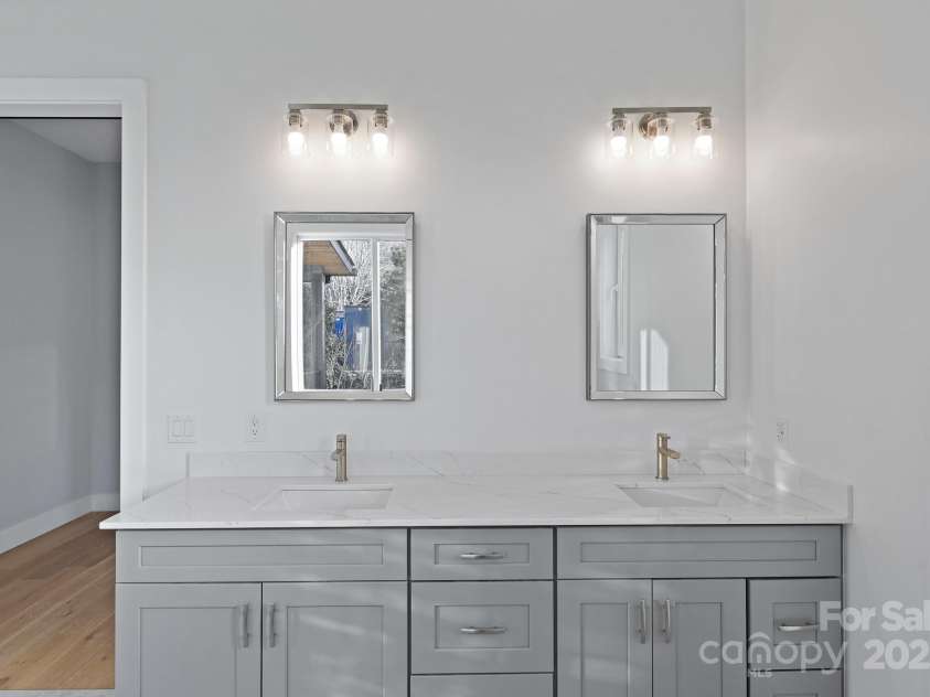 9 Azure Sage Way, Asheville, NC 28806.  MLS# CAR4212692, YatesRealty ID 512. 