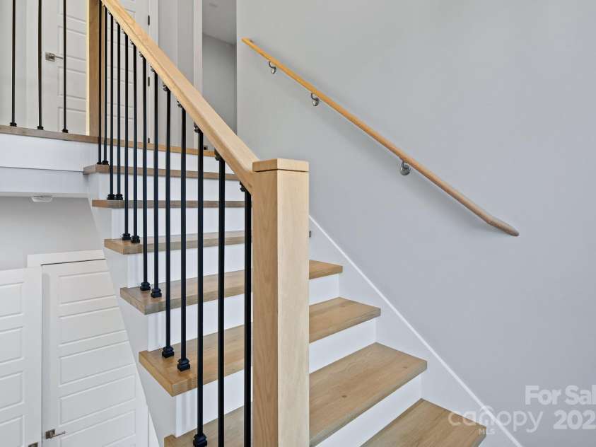 9 Azure Sage Way, Asheville, NC 28806.  MLS# CAR4212692, YatesRealty ID 512. 