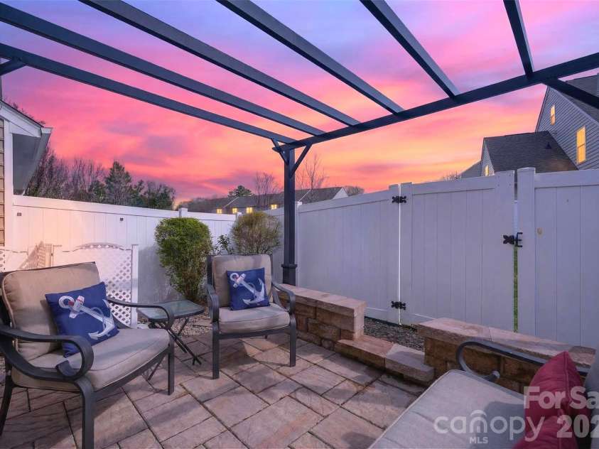11515 Elizabeth Madison Court, Charlotte, NC 28277.  MLS# CAR4355465, YatesRealty ID 5120. 