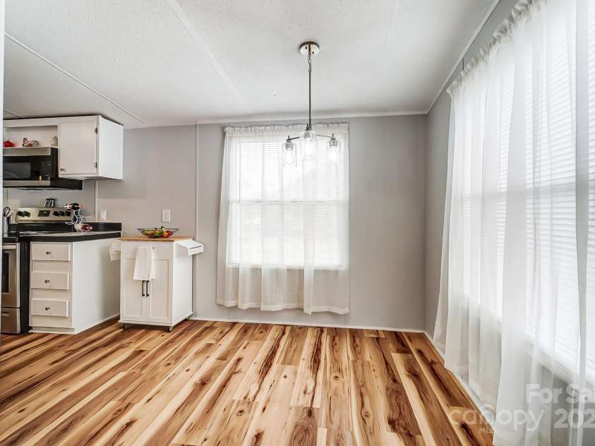 405 Briarwood Court, Mount Holly, NC 28120.  MLS# CAR4237415, YatesRealty ID 5120. 