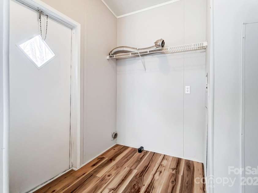 405 Briarwood Court, Mount Holly, NC 28120.  MLS# CAR4237415, YatesRealty ID 5120. 