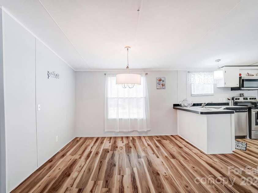 405 Briarwood Court, Mount Holly, NC 28120.  MLS# CAR4237415, YatesRealty ID 5120. 