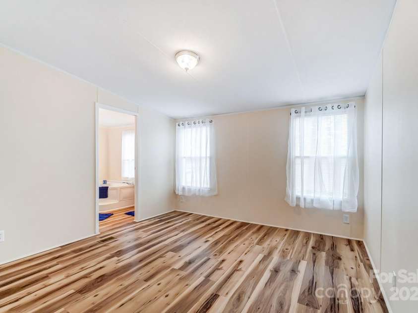 405 Briarwood Court, Mount Holly, NC 28120.  MLS# CAR4237415, YatesRealty ID 5120. 