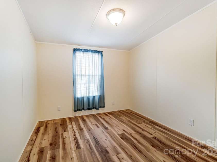 405 Briarwood Court, Mount Holly, NC 28120.  MLS# CAR4237415, YatesRealty ID 5120. 