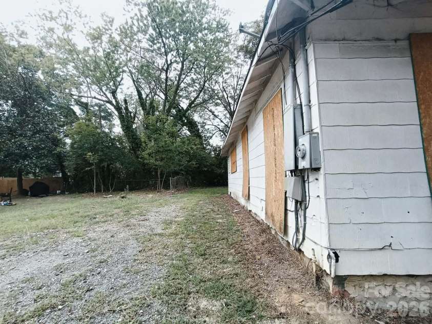 412 Clegg Street, Shelby, NC 28150.  MLS# CAR4425584, YatesRealty ID 51201. 