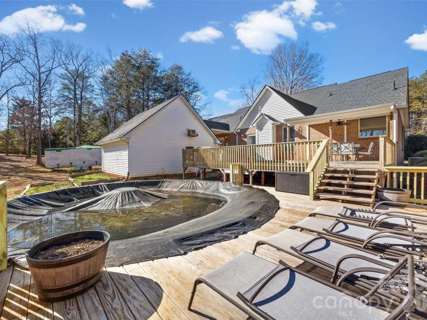 3470 Victorian Hills Drive, Richburg, SC 29729.  MLS# CAR4425576, YatesRealty ID 51203. 