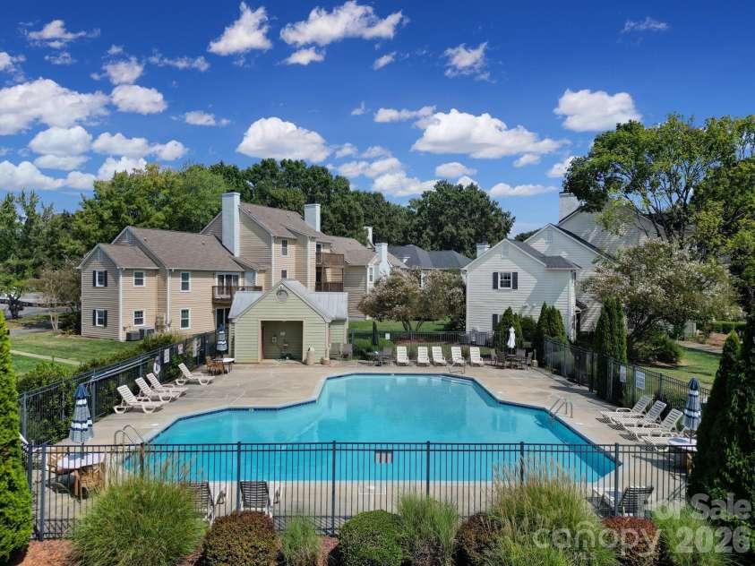 3208 Selwyn Farms Lane, Charlotte, NC 28209.  MLS# CAR4420524, YatesRealty ID 51206. 