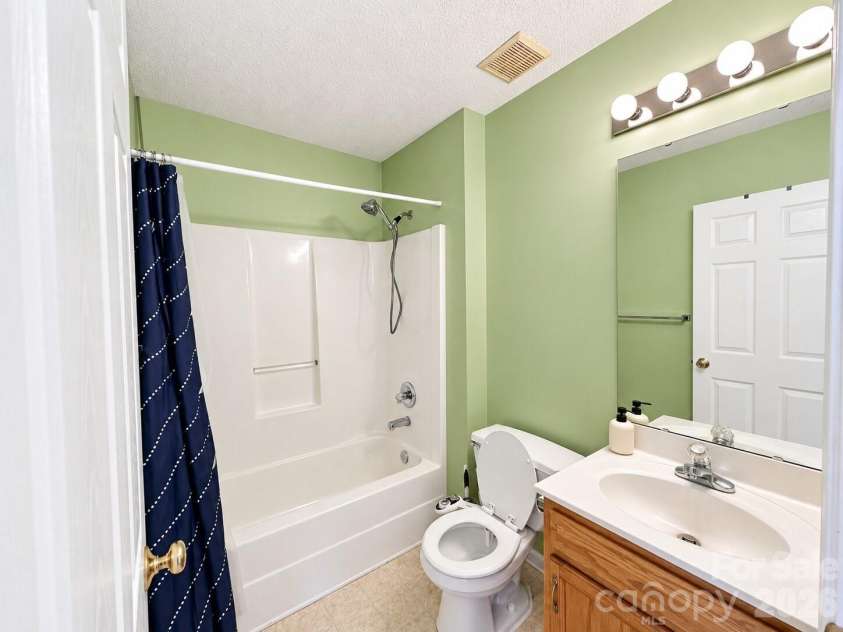 4075 Zebulon Avenue, Concord, NC 28027.  MLS# CAR4425234, YatesRealty ID 51208. Full bath on 2nd floor