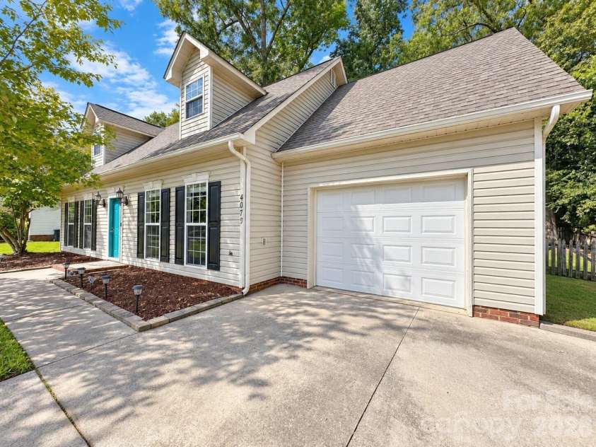 4075 Zebulon Avenue, Concord, NC 28027.  MLS# CAR4425234, YatesRealty ID 51208. Garage