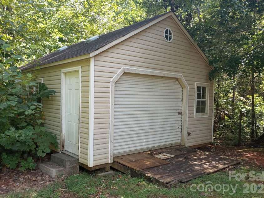 9575 Old Concord Road, China Grove, NC 28023.  MLS# CAR4425535, YatesRealty ID 51209. 