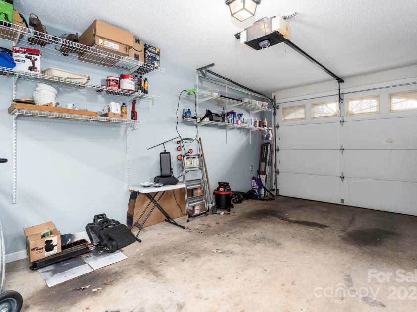204 18th Street, Newton, NC 28658.  MLS# CAR4204820, YatesRealty ID 5121. 