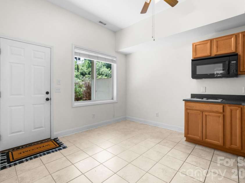 502 Queen Street, Boone, NC 28607.  MLS# CAR4425596, YatesRealty ID 51210. 