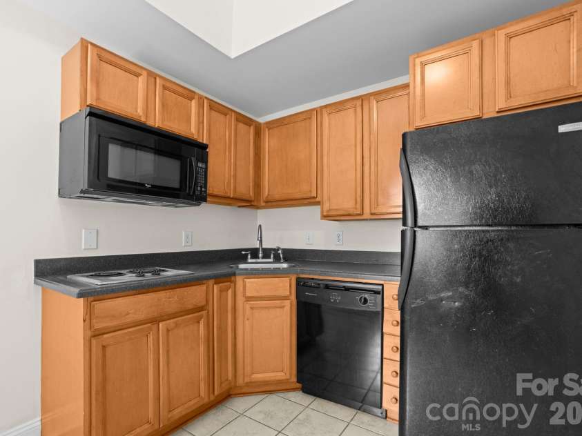 502 Queen Street, Boone, NC 28607.  MLS# CAR4425596, YatesRealty ID 51210. 