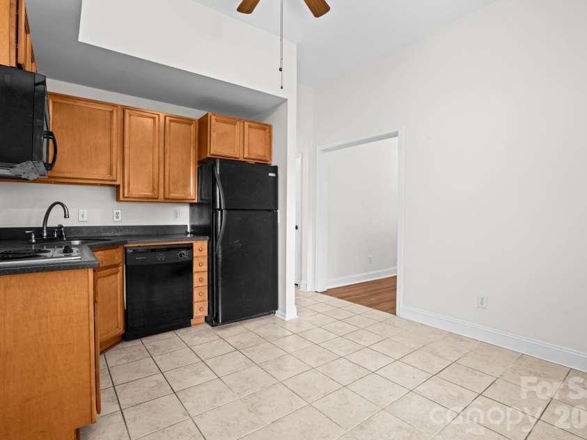 502 Queen Street, Boone, NC 28607.  MLS# CAR4425596, YatesRealty ID 51210. 