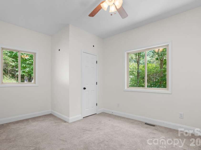 502 Queen Street, Boone, NC 28607.  MLS# CAR4425596, YatesRealty ID 51210. 