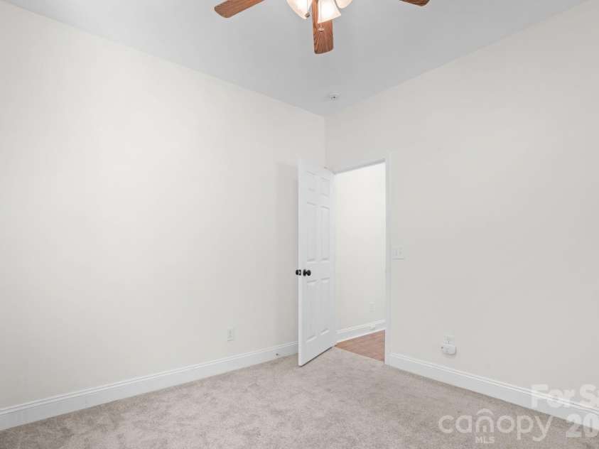 502 Queen Street, Boone, NC 28607.  MLS# CAR4425596, YatesRealty ID 51210. 