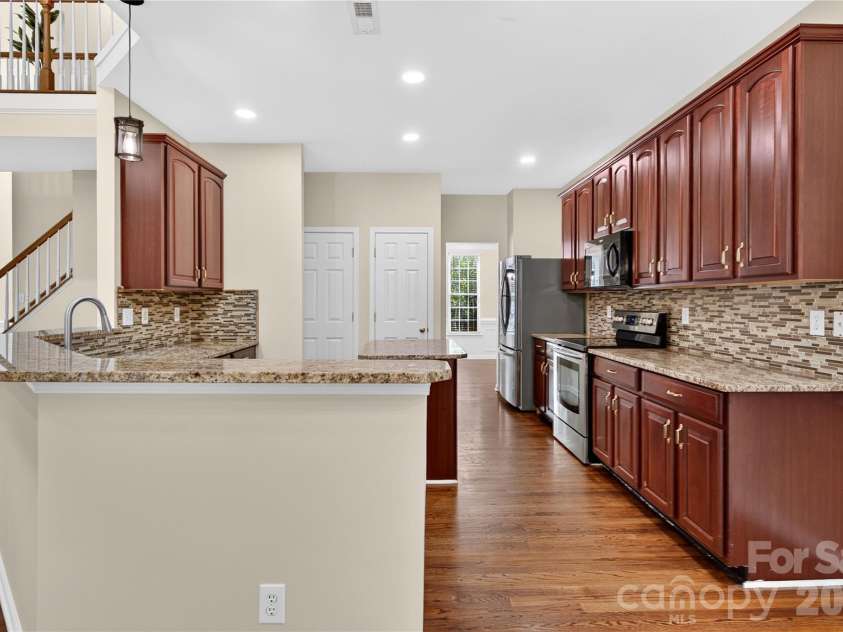 10822 Chamberlain Hall Court, Charlotte, NC 28277.  MLS# CAR4425624, YatesRealty ID 51216. 