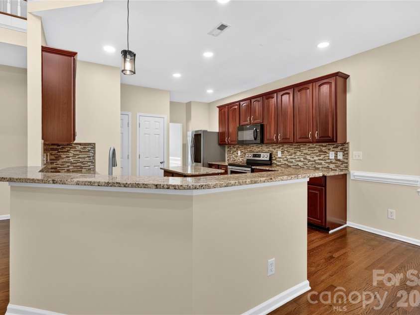 10822 Chamberlain Hall Court, Charlotte, NC 28277.  MLS# CAR4425624, YatesRealty ID 51216. 