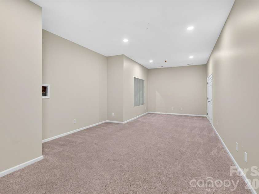 10822 Chamberlain Hall Court, Charlotte, NC 28277.  MLS# CAR4425624, YatesRealty ID 51216. 