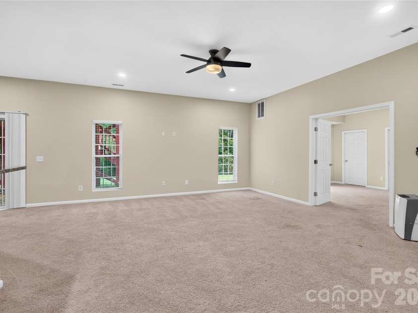 10822 Chamberlain Hall Court, Charlotte, NC 28277.  MLS# CAR4425624, YatesRealty ID 51216. 