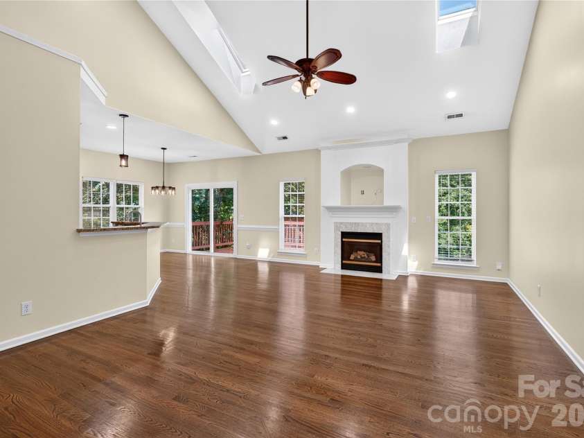 10822 Chamberlain Hall Court, Charlotte, NC 28277.  MLS# CAR4425624, YatesRealty ID 51216. 