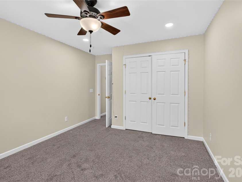 10822 Chamberlain Hall Court, Charlotte, NC 28277.  MLS# CAR4425624, YatesRealty ID 51216. 
