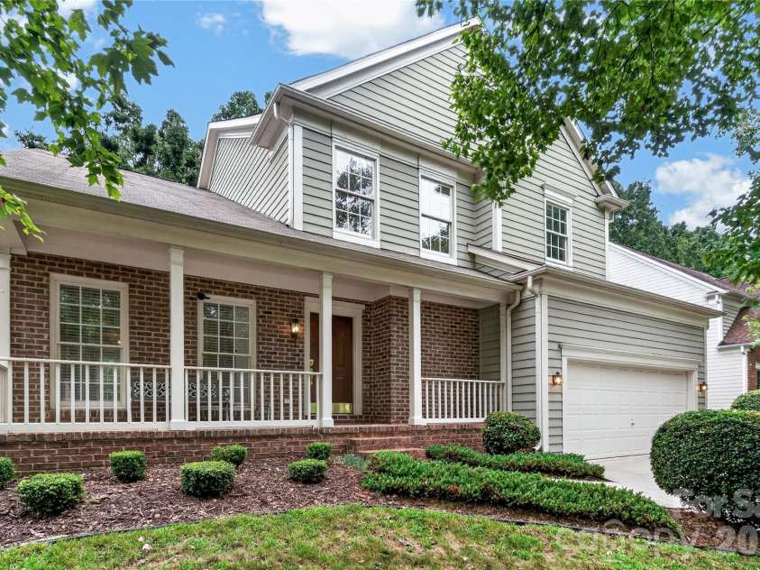 5726 Swanston Drive, Charlotte, NC 28269.  MLS# CAR4425561, YatesRealty ID 51217. 