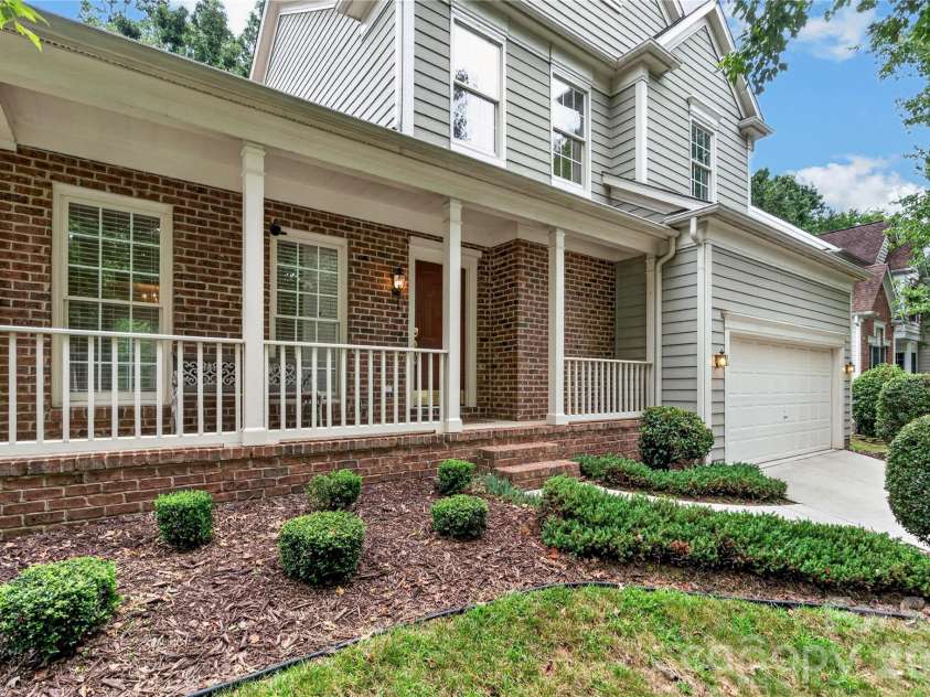 5726 Swanston Drive, Charlotte, NC 28269.  MLS# CAR4425561, YatesRealty ID 51217. 