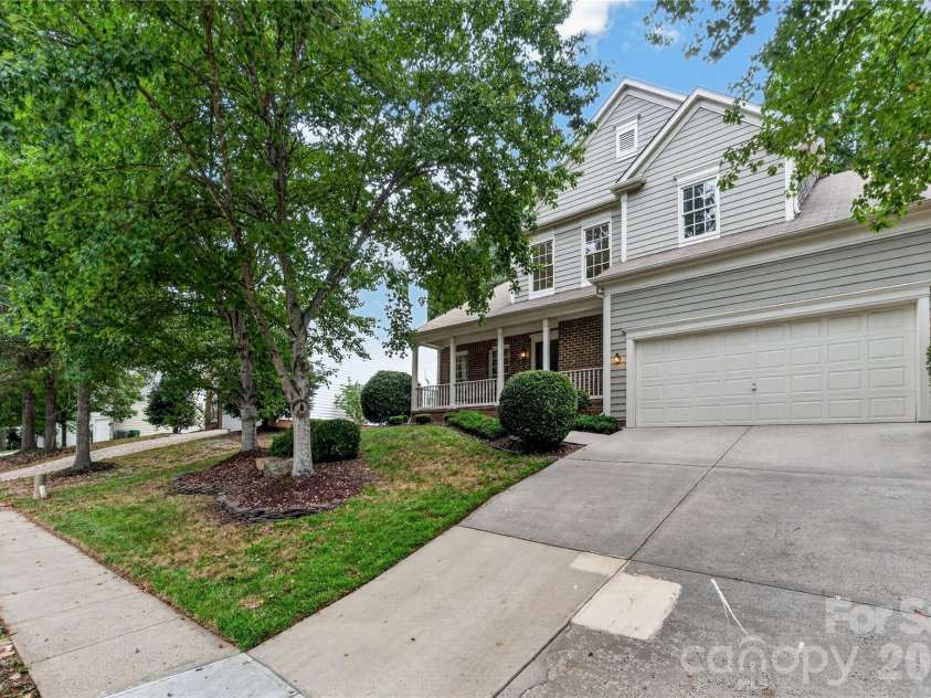 5726 Swanston Drive, Charlotte, NC 28269.  MLS# CAR4425561, YatesRealty ID 51217. 