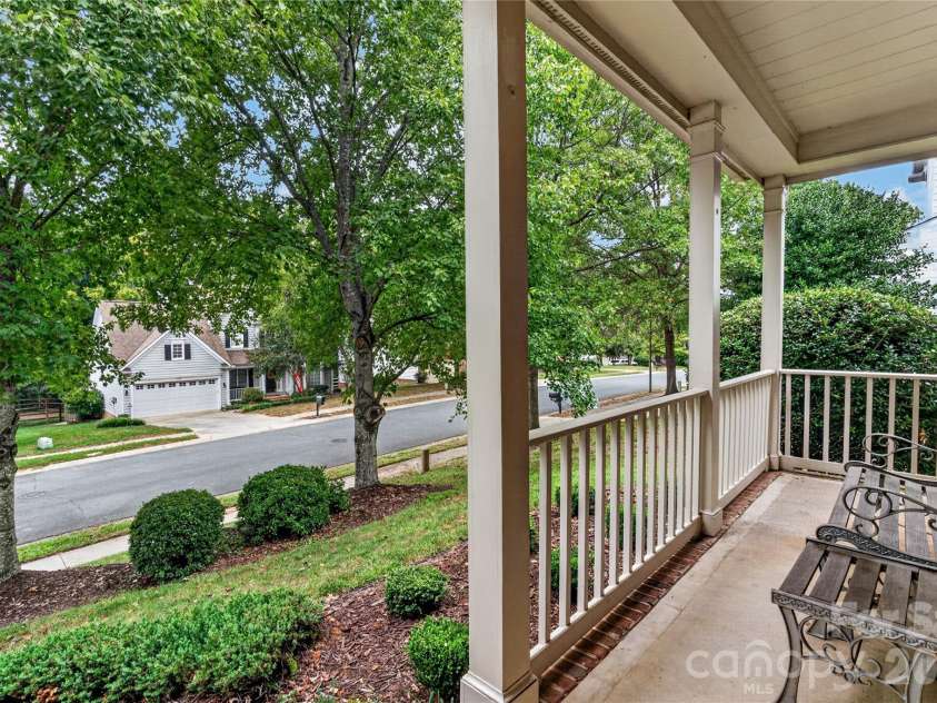 5726 Swanston Drive, Charlotte, NC 28269.  MLS# CAR4425561, YatesRealty ID 51217. 