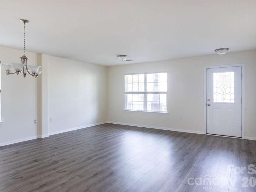 13925 Allison Forest Trail, Charlotte, NC 28278.  MLS# CAR4419157, YatesRealty ID 51218. 