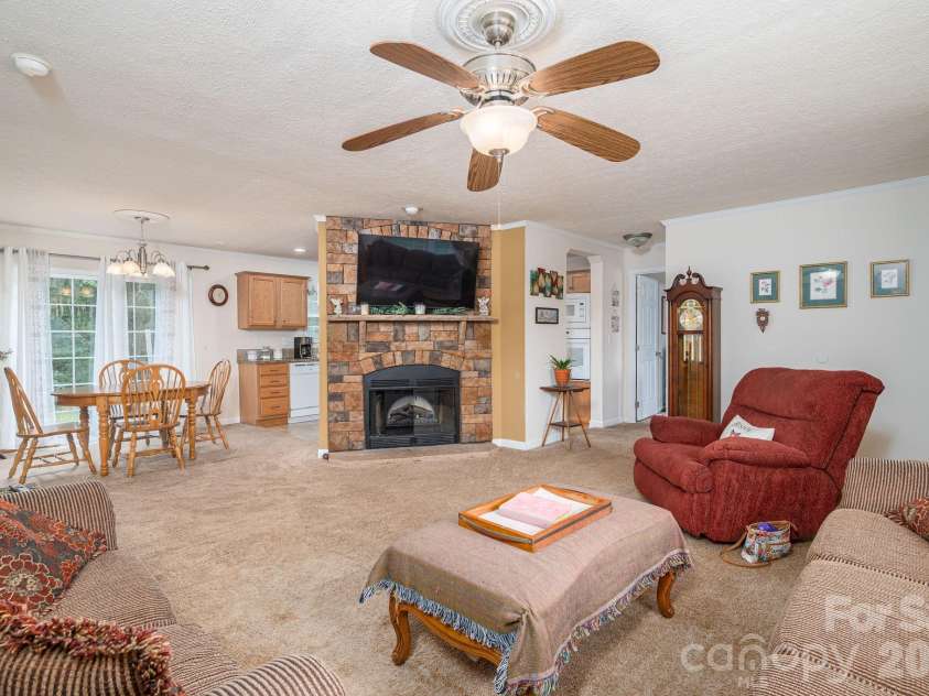 2224 Sterling Ridge Drive, Newton, NC 28658.  MLS# CAR4425177, YatesRealty ID 51219. Den