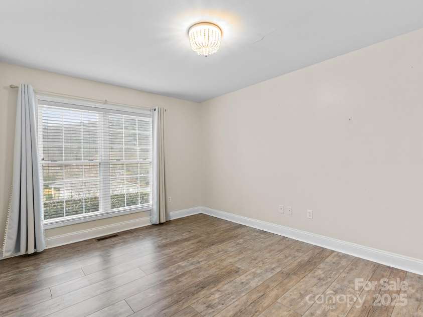 35 Donaldson Place, Waynesville, NC 28786.  MLS# CAR4239581, YatesRealty ID 5122. Spare bedroom no.2