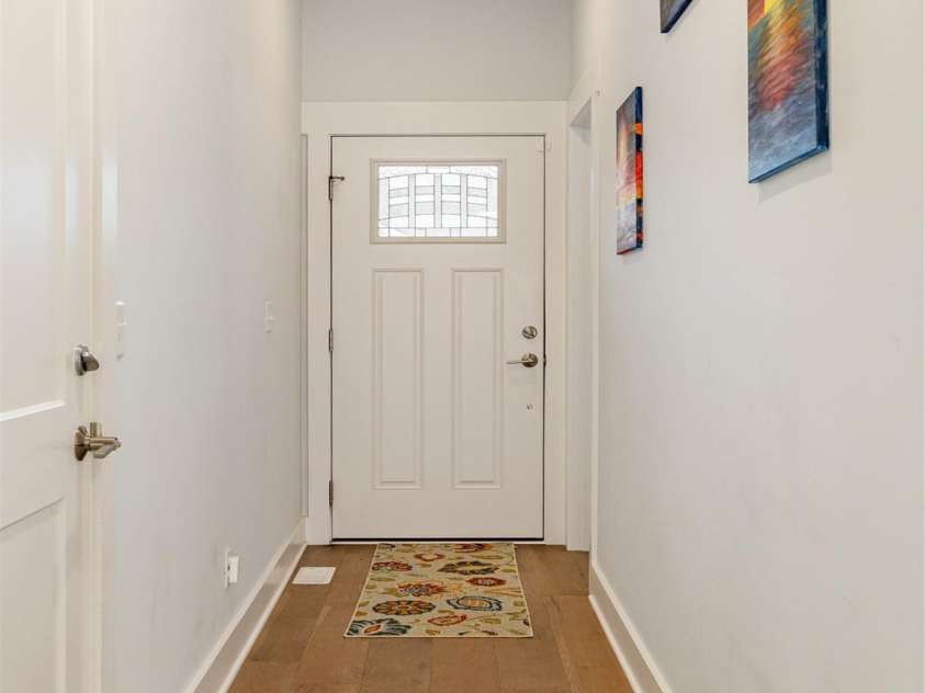 37 Thornes Lane, Asheville, NC 28805.  MLS# CAR4282627, YatesRealty ID 5122. 