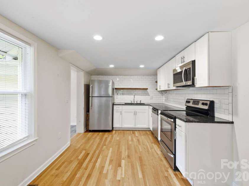 221 Fork Road, Black Mountain, NC 28711.  MLS# CAR4422687, YatesRealty ID 51220. 