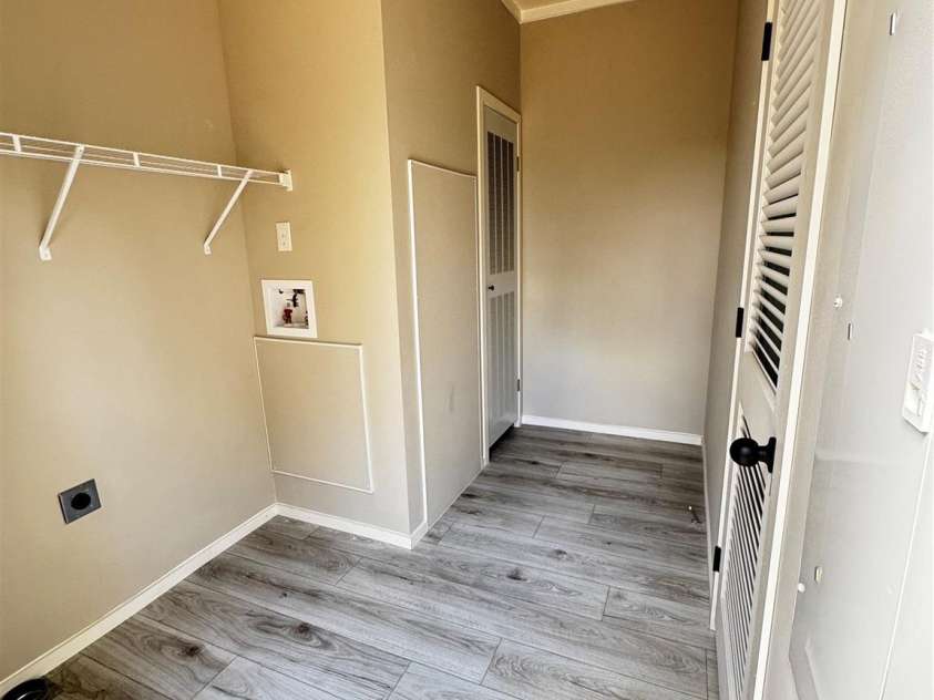 105 Cottontail Lane, Statesville, NC 28677.  MLS# CAR4424537, YatesRealty ID 51221. Laundry room