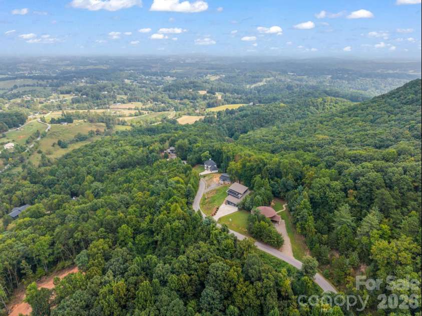 101 Balsamwood Road, Leicester, NC 28748.  MLS# CAR4425573, YatesRealty ID 51222. 