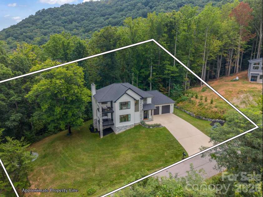 101 Balsamwood Road, Leicester, NC 28748.  MLS# CAR4425573, YatesRealty ID 51222. 