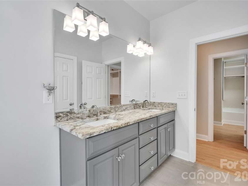 3514 Mckee Road, Charlotte, NC 28270.  MLS# CAR4409236, YatesRealty ID 51223. 