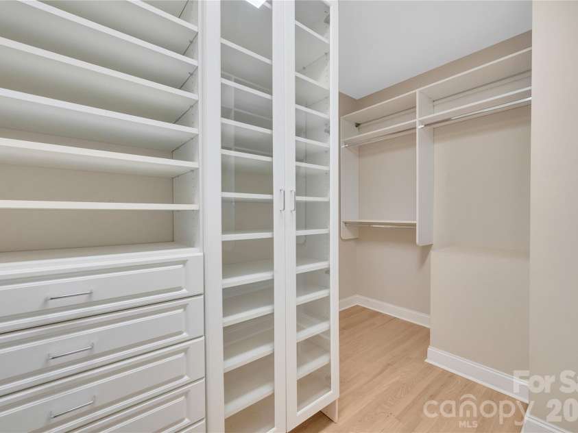 3514 Mckee Road, Charlotte, NC 28270.  MLS# CAR4409236, YatesRealty ID 51223. 