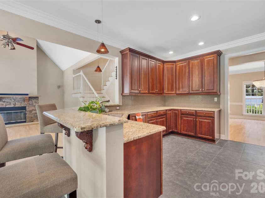 3514 Mckee Road, Charlotte, NC 28270.  MLS# CAR4409236, YatesRealty ID 51223. 