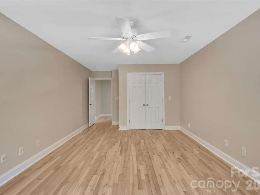 3514 Mckee Road, Charlotte, NC 28270.  MLS# CAR4409236, YatesRealty ID 51223. 