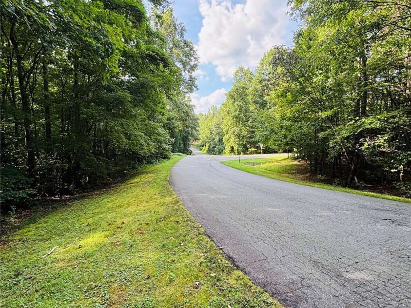 7865 Long Bay Parkway, Catawba, NC 28609.  MLS# CAR4424490, YatesRealty ID 51224. 
