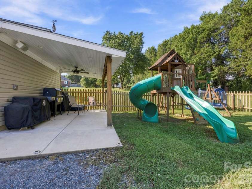 130 Ridge Creek Court, Salisbury, NC 28147.  MLS# CAR4425146, YatesRealty ID 51225. 