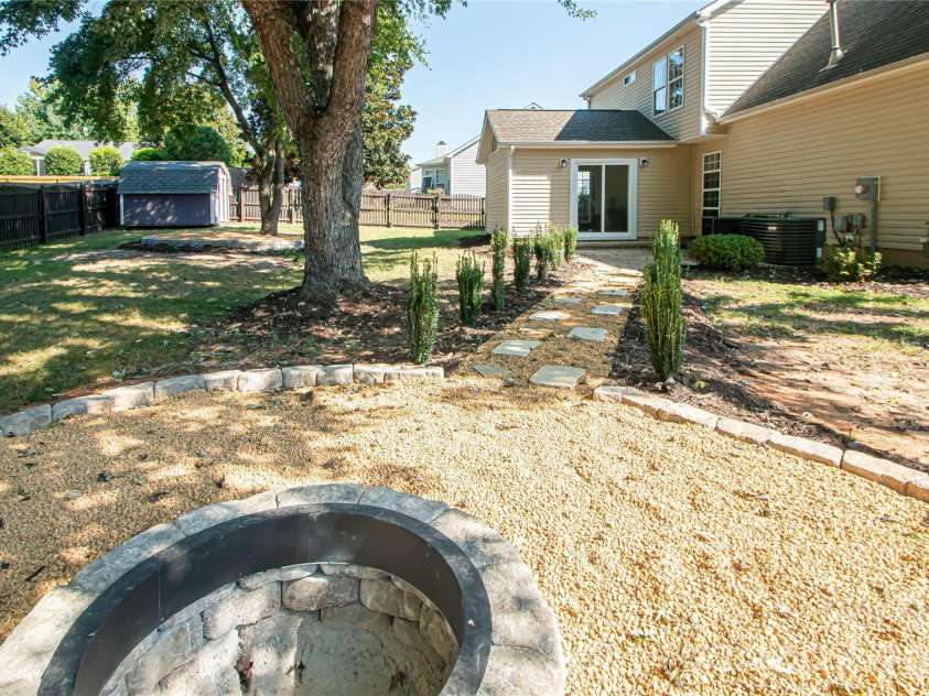 5101 Ashie Avenue, Matthews, NC 28104.  MLS# CAR4424455, YatesRealty ID 51227. 